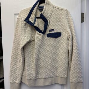 Patagonia Women’s Cream Quilted Snap-Placket Pullover with Navy Trim